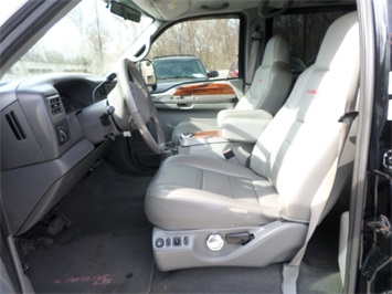 2002 Ford F-350 Super Duty Lariat   - Photo 14 - Cincinnati, OH 45255