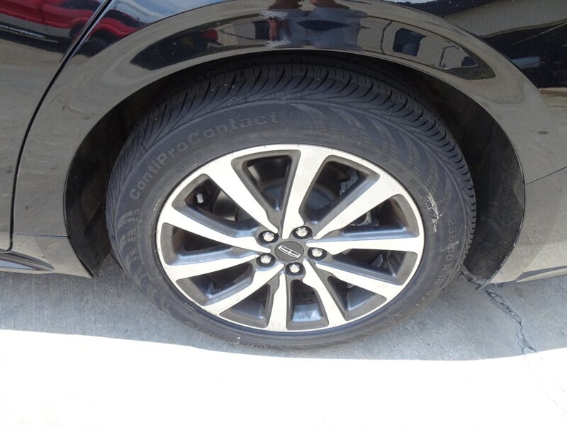 2017 Lincoln Continental Livery - Photo 32 - Cincinnati, OH 45255