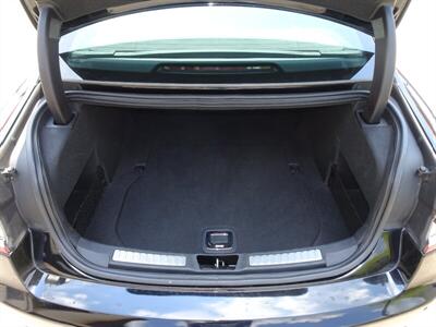 2017 Lincoln Continental Livery   - Photo 30 - Cincinnati, OH 45255