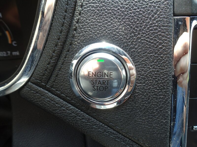 2017 Lincoln Continental Livery - Photo 25 - Cincinnati, OH 45255