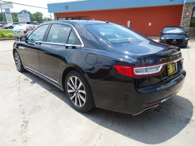 2017 Lincoln Continental Livery - Photo 4 - Cincinnati, OH 45255