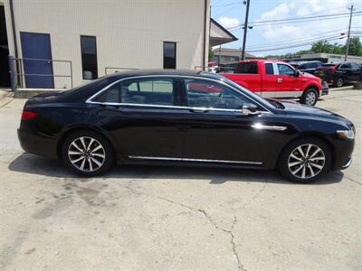 2017 Lincoln Continental Livery   - Photo 3 - Cincinnati, OH 45255