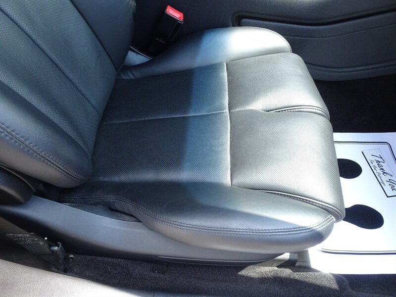 2017 Lincoln Continental Livery - Photo 17 - Cincinnati, OH 45255