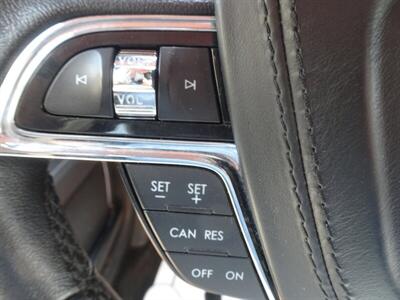 2017 Lincoln Continental Livery   - Photo 20 - Cincinnati, OH 45255