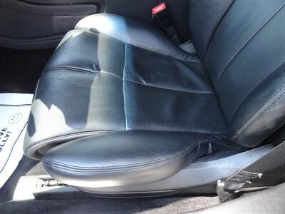 2017 Lincoln Continental Livery   - Photo 18 - Cincinnati, OH 45255