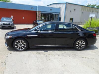 2017 Lincoln Continental Livery   - Photo 7 - Cincinnati, OH 45255