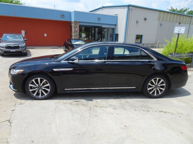 2017 Lincoln Continental Livery - Photo 7 - Cincinnati, OH 45255