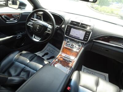 2017 Lincoln Continental Livery   - Photo 9 - Cincinnati, OH 45255