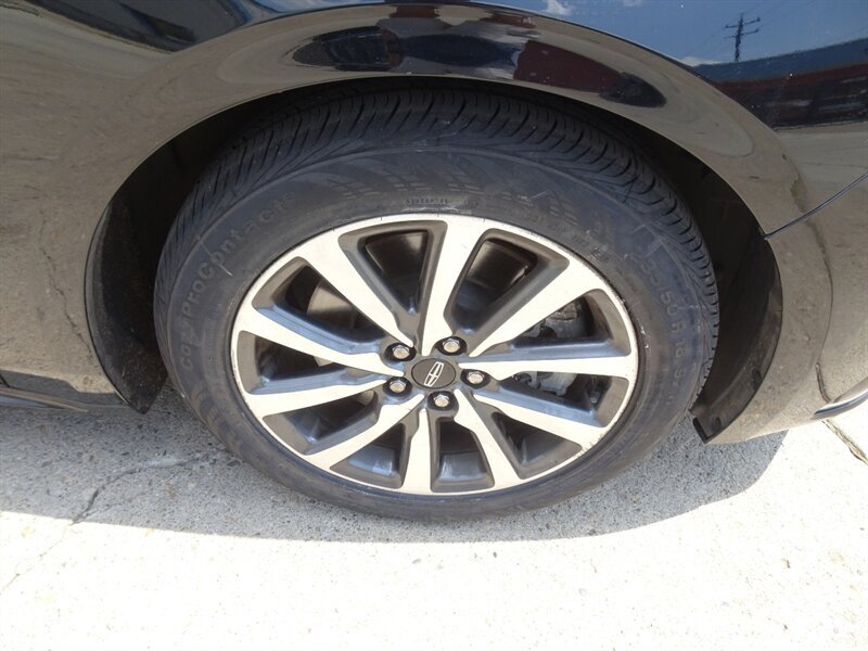 2017 Lincoln Continental Livery - Photo 33 - Cincinnati, OH 45255