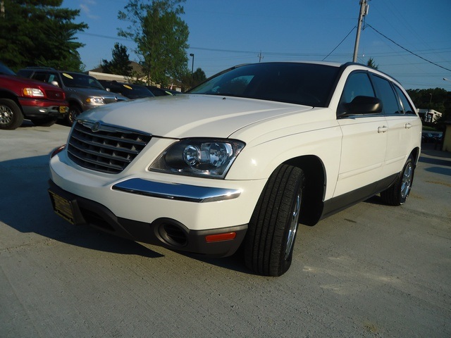 2005 Chrysler Pacifica Touring - Photo 11 - Cincinnati, OH 45255