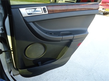 2005 Chrysler Pacifica Touring   - Photo 27 - Cincinnati, OH 45255
