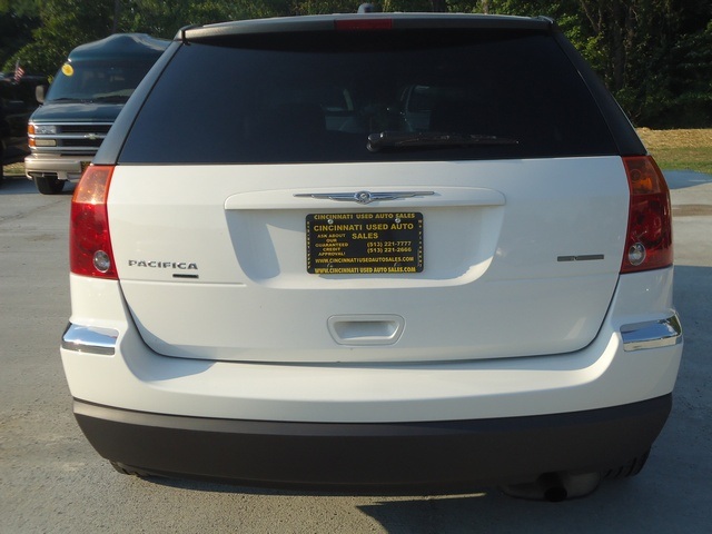 2005 Chrysler Pacifica Touring - Photo 5 - Cincinnati, OH 45255