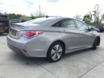 2013 Hyundai Sonata Hybrid Limited   - Photo 13 - Cincinnati, OH 45255