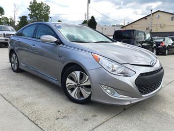 2013 Hyundai Sonata Hybrid Limited   - Photo 10 - Cincinnati, OH 45255