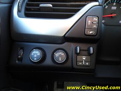 2019 Chevrolet Tahoe LT   - Photo 24 - Cincinnati, OH 45255