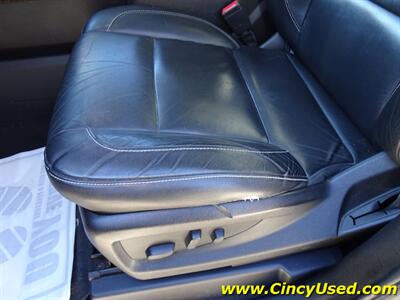 2019 Chevrolet Tahoe LT   - Photo 32 - Cincinnati, OH 45255