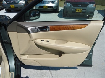 2005 Lexus ES 330   - Photo 24 - Cincinnati, OH 45255