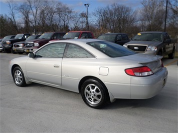 2001 Toyota Camry SE   - Photo 4 - Cincinnati, OH 45255