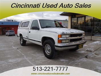 1995 Chevrolet C/K 2500 Series C2500 Cheyenne   - Photo 1 - Cincinnati, OH 45255