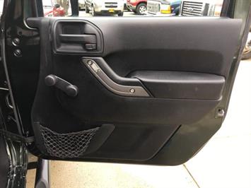 2011 Jeep Wrangler Sport   - Photo 21 - Cincinnati, OH 45255