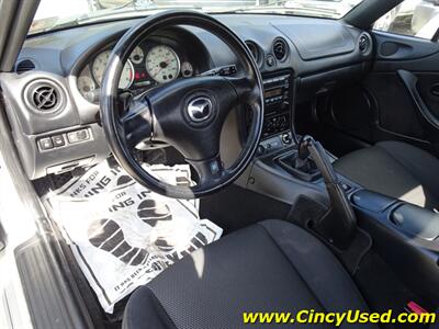 2003 Mazda MX-5 Miata - Photo 11 - Cincinnati, OH 45255