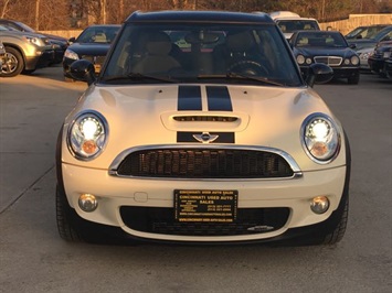 2009 MINI Cooper Clubman John Cooper Works   - Photo 2 - Cincinnati, OH 45255