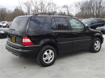 2002 Mercedes-Benz M Class ML320   - Photo 6 - Cincinnati, OH 45255