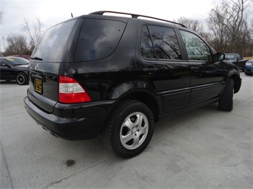 2002 Mercedes-Benz M Class ML320   - Photo 13 - Cincinnati, OH 45255