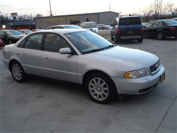 2000 Audi A4   - Photo 1 - Cincinnati, OH 45255