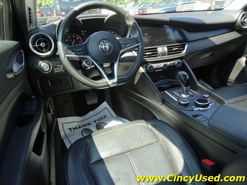 2017 Alfa Romeo Giulia - Photo 9 - Cincinnati, OH 45255