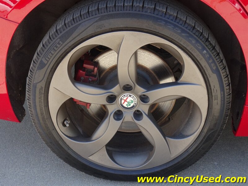 2017 Alfa Romeo Giulia - Photo 32 - Cincinnati, OH 45255
