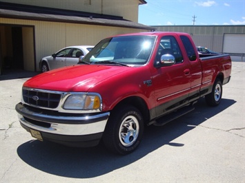 1998 Ford F150 Lariat   - Photo 3 - Cincinnati, OH 45255