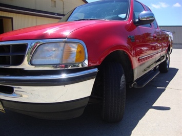 1998 Ford F150 Lariat   - Photo 11 - Cincinnati, OH 45255