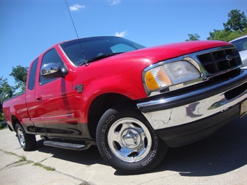 1998 Ford F150 Lariat   - Photo 10 - Cincinnati, OH 45255