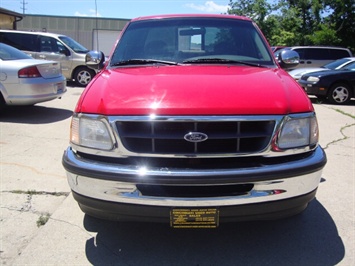 1998 Ford F150 Lariat   - Photo 2 - Cincinnati, OH 45255