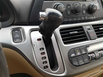 2010 Honda Odyssey EX-L   - Photo 58 - Cincinnati, OH 45255