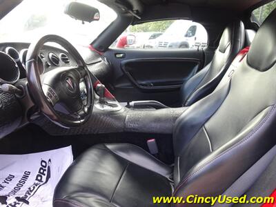 2006 Pontiac Solstice 2.0L I4 RWD   - Photo 11 - Cincinnati, OH 45255