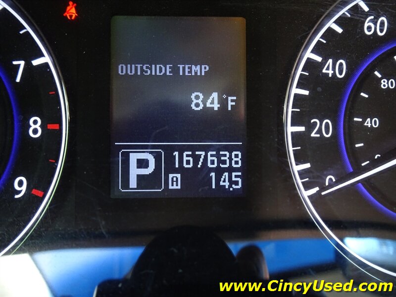 2012 INFINITI G37 x Sport - Photo 23 - Cincinnati, OH 45255