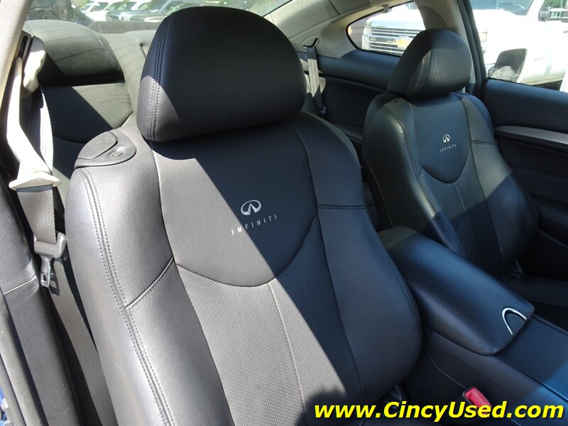 2012 INFINITI G37 x Sport - Photo 16 - Cincinnati, OH 45255