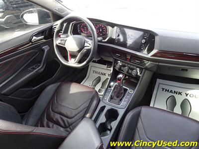 2022 Volkswagen Jetta GLI Autobahn - Photo 13 - Cincinnati, OH 45255