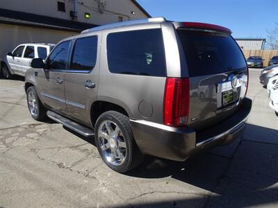 2011 Cadillac Escalade Luxury  6.2L V8 AWD - Photo 7 - Cincinnati, OH 45255