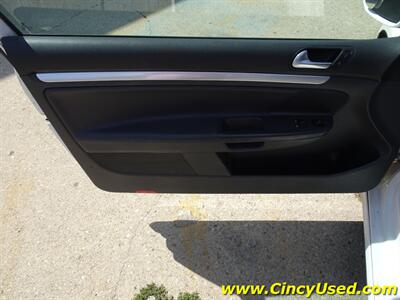 2008 Volkswagen R32 - Photo 25 - Cincinnati, OH 45255
