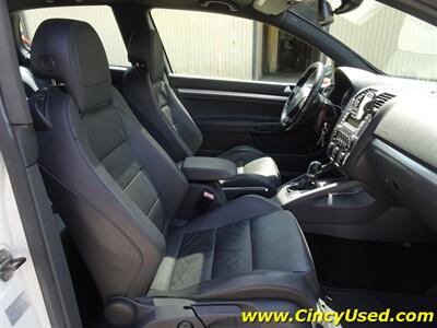 2008 Volkswagen R32 - Photo 15 - Cincinnati, OH 45255