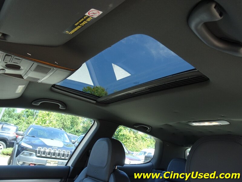 2008 Volkswagen R32 - Photo 24 - Cincinnati, OH 45255