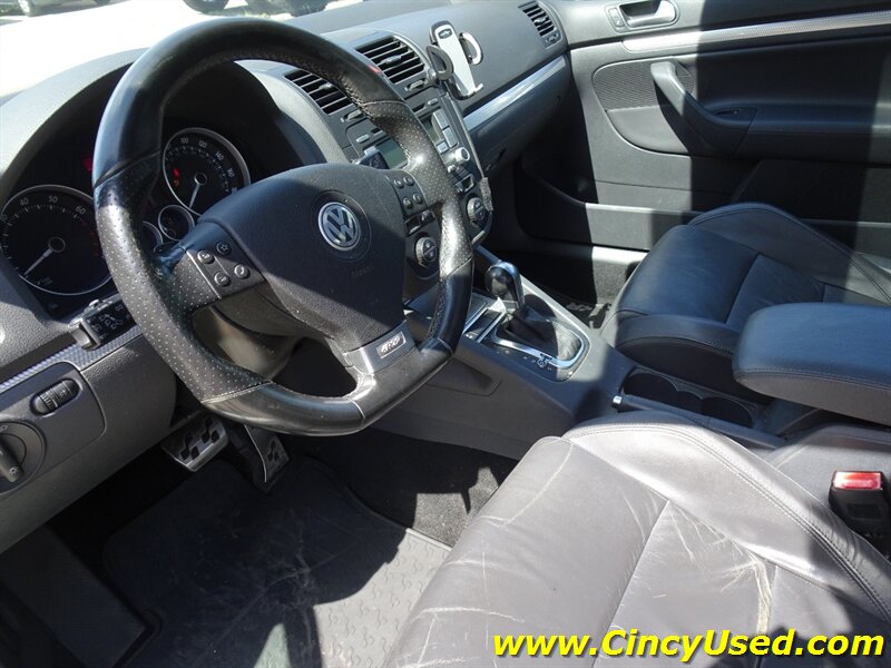 2008 Volkswagen R32 - Photo 11 - Cincinnati, OH 45255