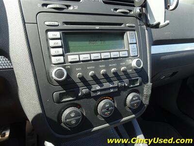 2008 Volkswagen R32 - Photo 18 - Cincinnati, OH 45255
