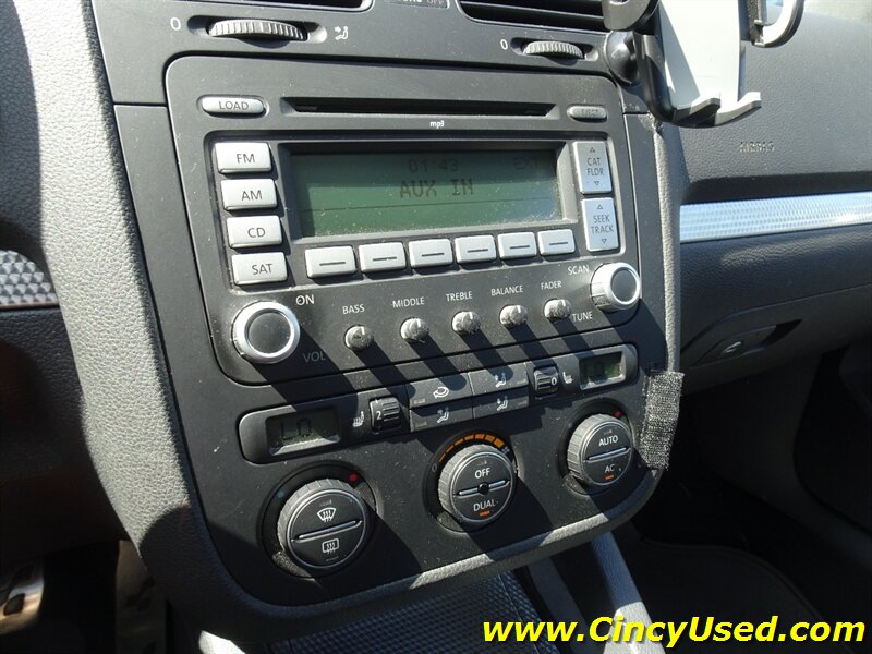 2008 Volkswagen R32 - Photo 18 - Cincinnati, OH 45255