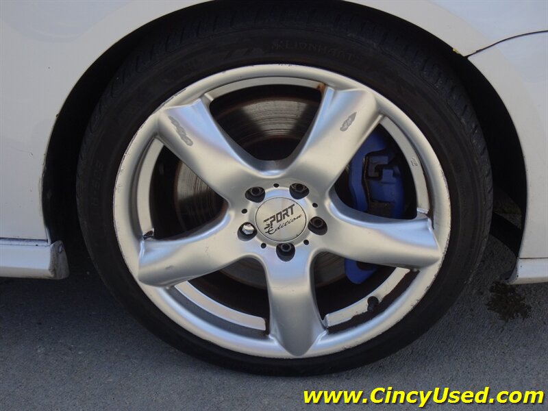 2008 Volkswagen R32 - Photo 30 - Cincinnati, OH 45255