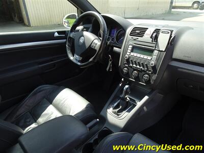 2008 Volkswagen R32 - Photo 10 - Cincinnati, OH 45255