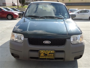 2002 Ford Escape XLS   - Photo 2 - Cincinnati, OH 45255